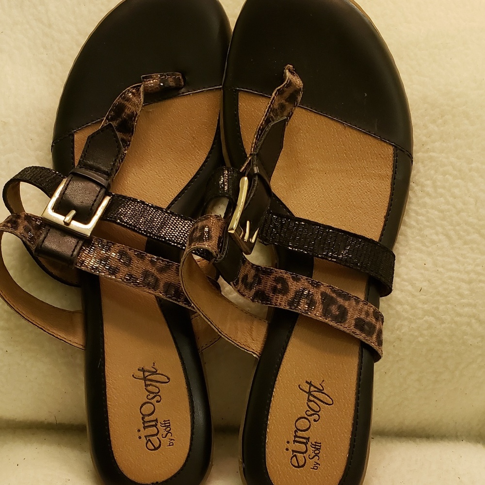Euro Soft Brown Blk Animal print strap sandals 7